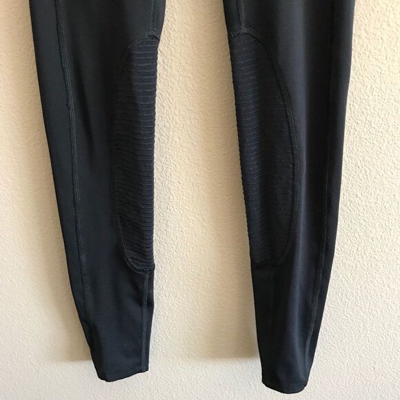 FREE PEOPLE Black High Rise Leggings - size XS - Picture 3 of 5